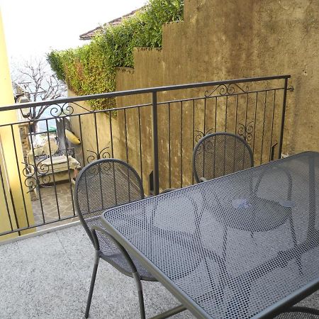 Casa Matisse Lägenhet Pianello Del Lario Exteriör bild